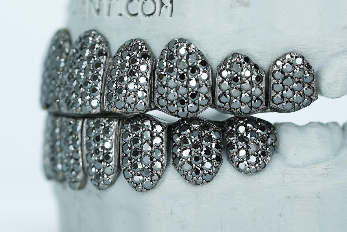 Black VVS Moissanite Diamond Grillz - Agoradiant
