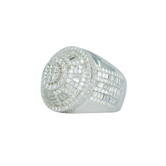 infinity baguette and Round VVS Moissanite Diamond Ring - Agoradiant