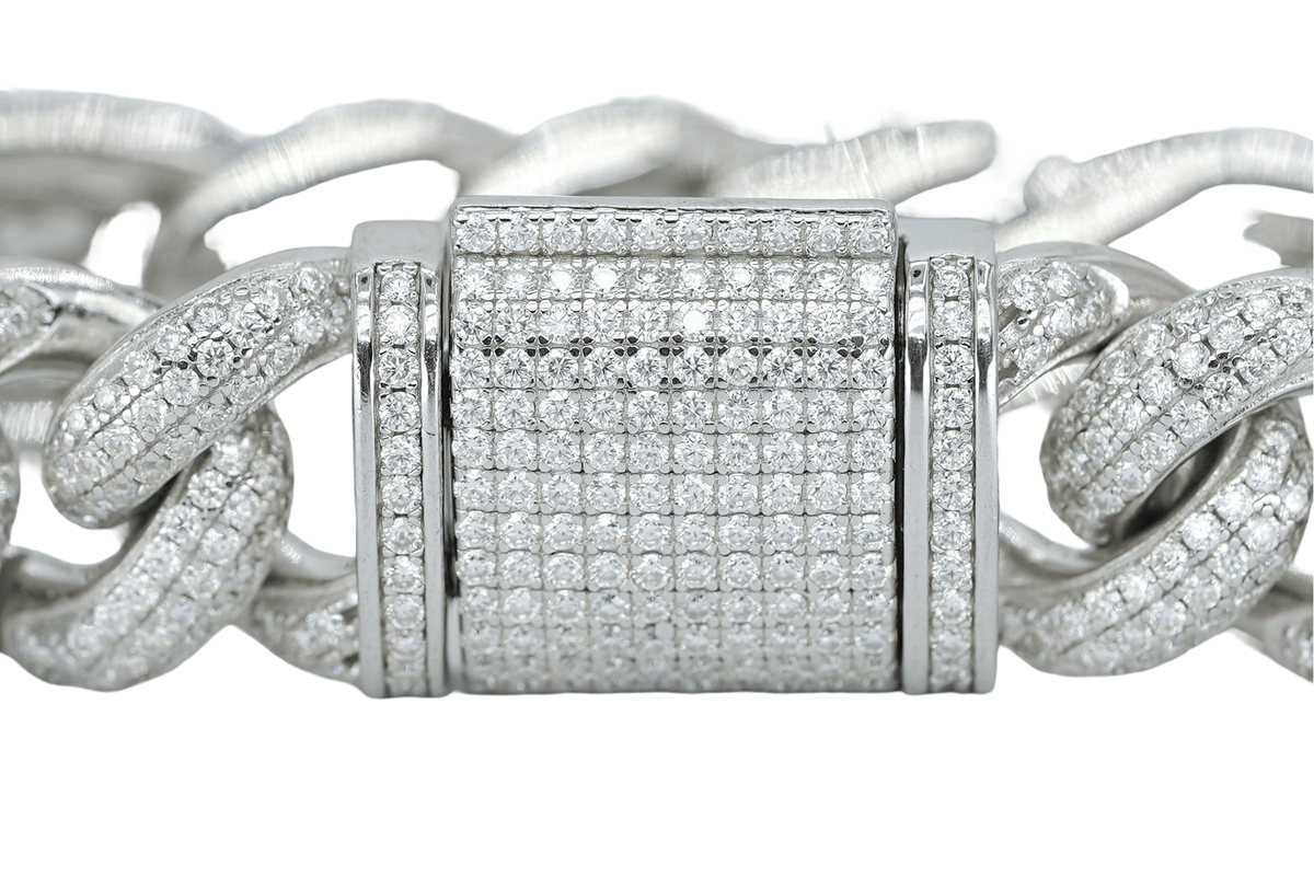 White 15mm Round VVS Moissanite Diamond Pig Snout Style Cuban Bracelet - Agoradiant