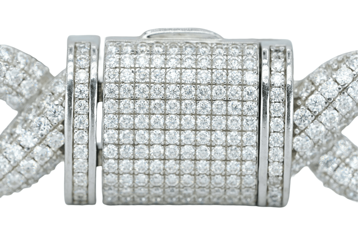 White 16mm Round VVS Moissanite Diamond Infinity Cuban Bracelet - Agoradiant