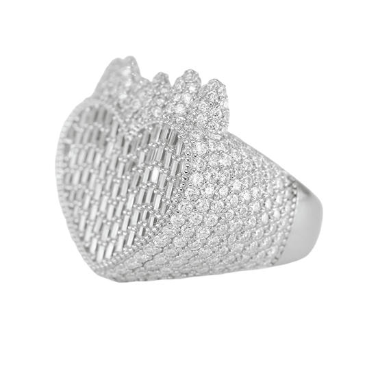 9255:Baguette Center And Round VVS Moissanite Diamond Heart Ring With Crown - Agoradiant