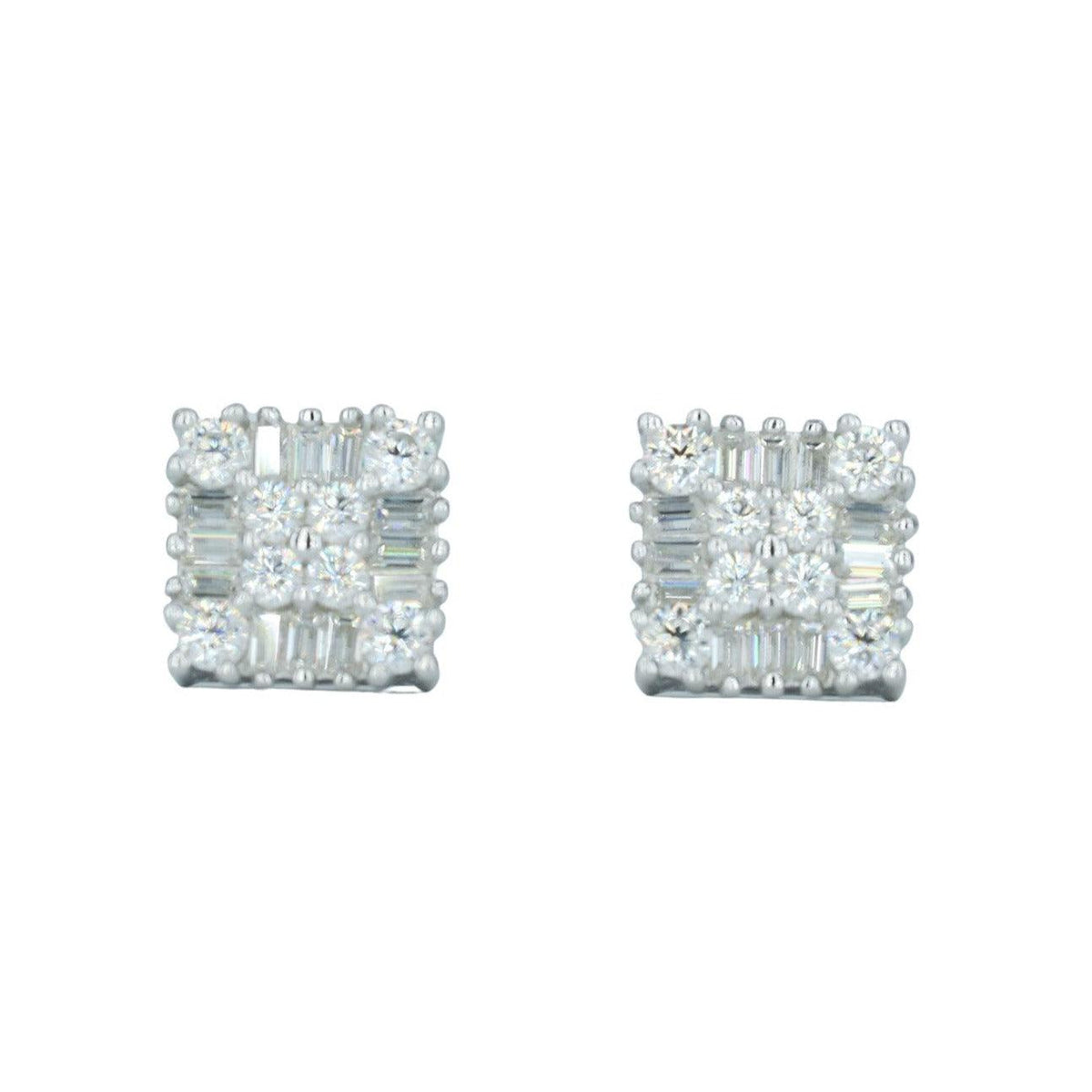 9841: Medium Round And Baguette Diamond Earing - Agoradiant