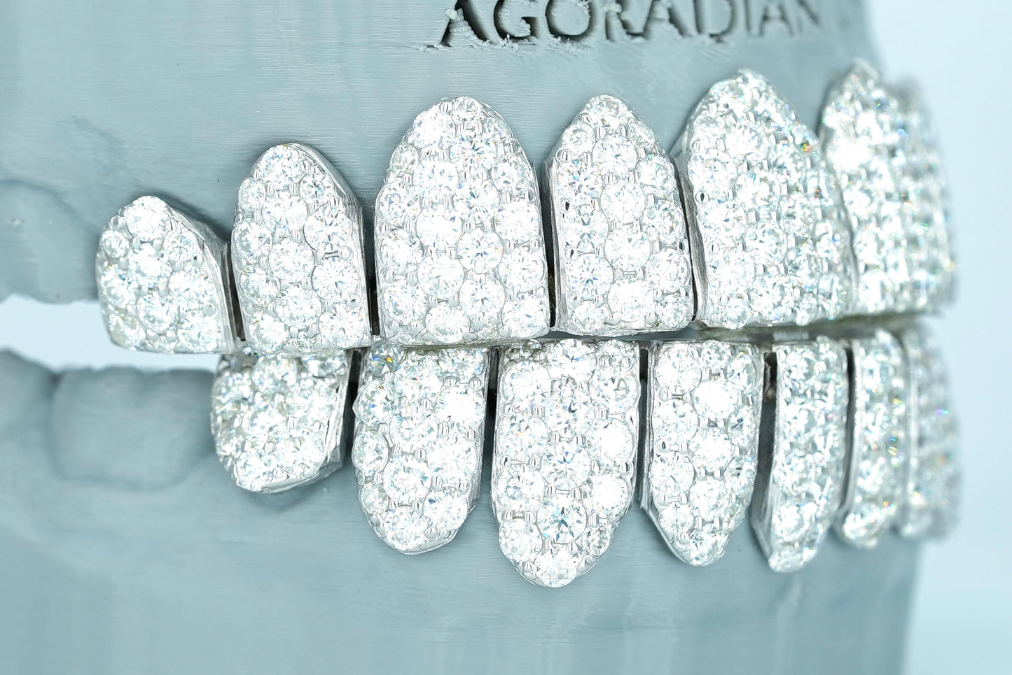 Jumbo (6 Pointer) VVS Moissanite Diamond Grillz - Agoradiant