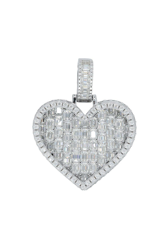 Round And Baguette VVS Moissanite Diamond Heart Pendant - Agoradiant
