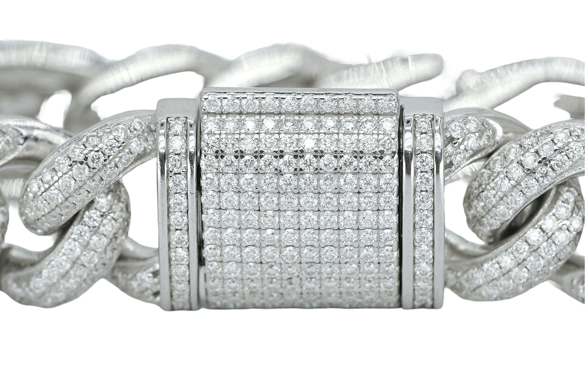 White 15mm Round VVS Moissanite Diamond Pig Snout Style Cuban Bracelet - Agoradiant